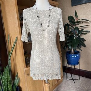 Sparkly beautiful ladies tops, beige Size Small